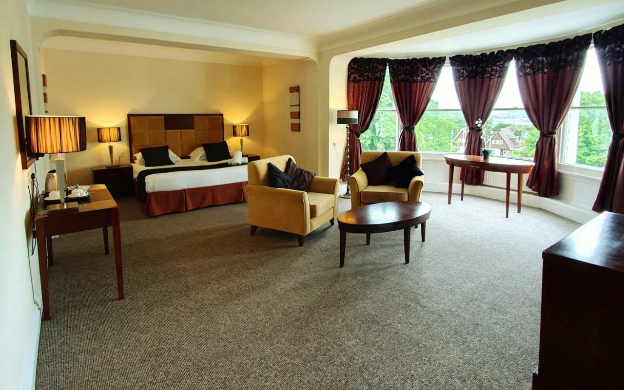 Oyo Clayton Lodge نيوكاسل أندر ليم المظهر الخارجي الصورة